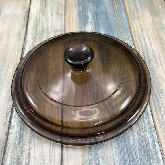 🌸⭐️Pyrex amber brown glass pot pan lid P81C - Picture 1 of 6